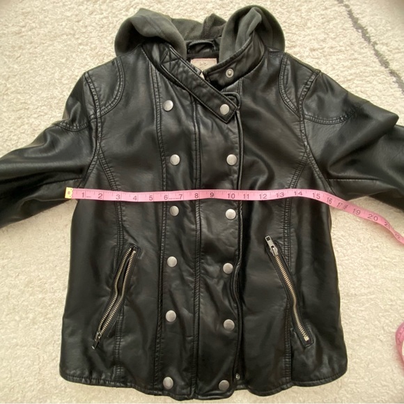 WE THE FREE Vegan Leather Jacket w/removable hood size small - Picture 14 of 15